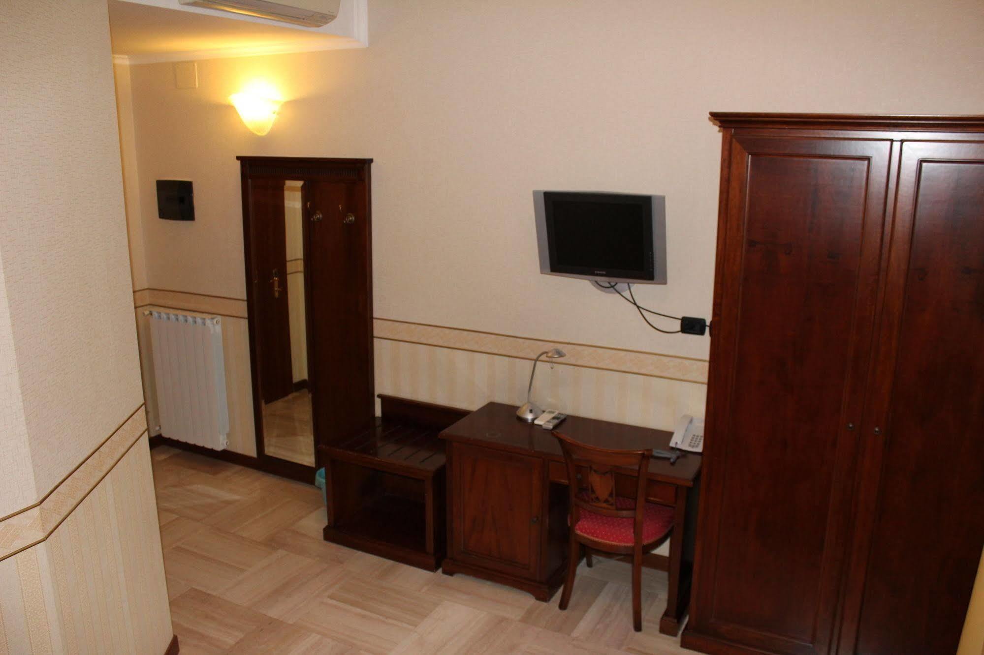 Hotel Ai Sette Nani Sistiana Extérieur photo